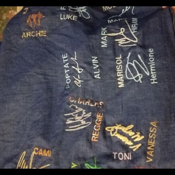 I’m selling riverdale designs 4 jackets and more - Picture 3 of 8